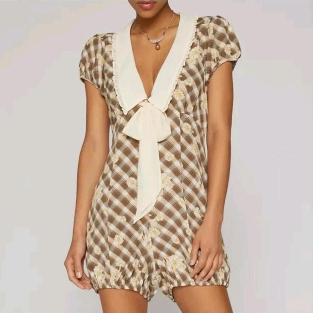 Urban Outfitters Kimchi Blue Bloomer Romper Plaid Ethereal Bow Dainty Size Small
